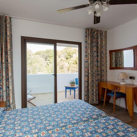Hotel Ca Mari Bãi biển Bãi biển Playa Migjorn Ngoại thất bức ảnh