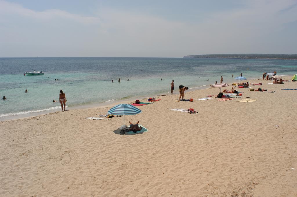 Hotel Ca Mari Bãi biển Bãi biển Playa Migjorn Ngoại thất bức ảnh