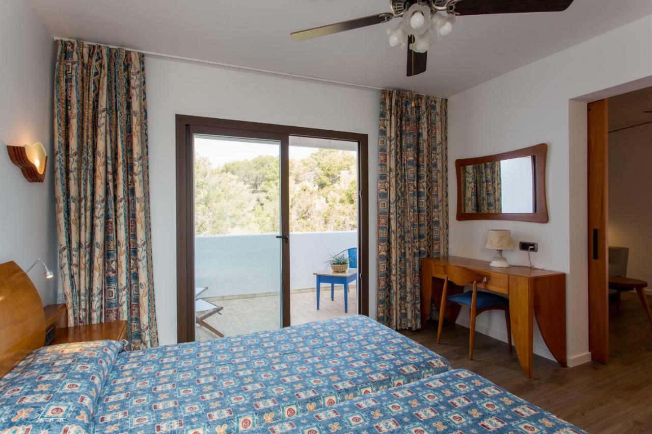 Hotel Ca Mari Bãi biển Bãi biển Playa Migjorn Ngoại thất bức ảnh